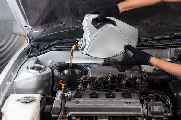 How to Choose the Right Motor Oil for Your Vehicle: A Comprehensive Guide in Broomfield, CO | Rocky Mountain Car Care